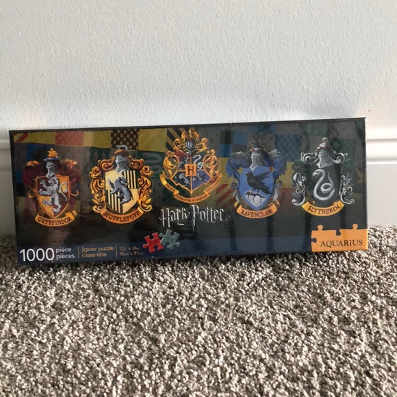 Aquarius Other - Harry Potter Hogwarts Houses Crest Puzzle